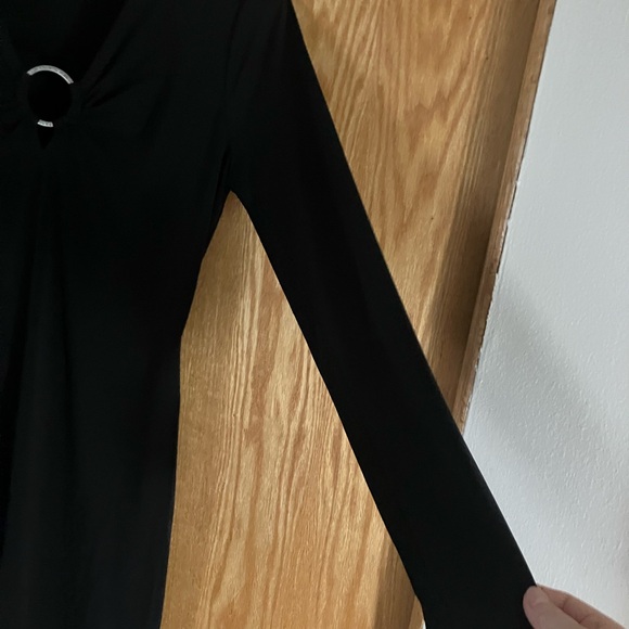 NWT $140 Michael Kors black V neck dress with metal ring accent. Stretchy. Sz M. - Picture 5 of 15